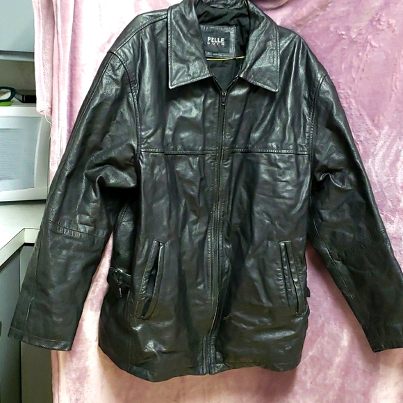 Pelle Other - Pelle Mens size L Leather coat